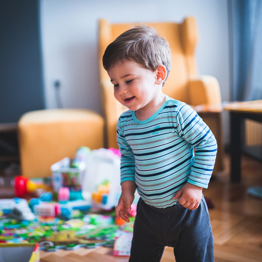 Lysol desinfecta todos los objetos o superficies que toque tu bebé 